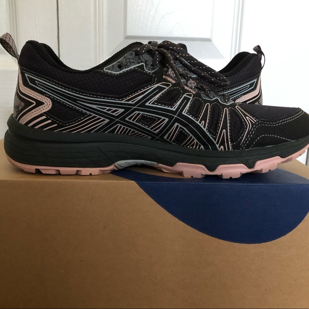 ASICS Gel Venture 7 women’s 7.5